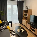 Apartament Grey 2 Pokojowy Z Balkonem W Warszawie