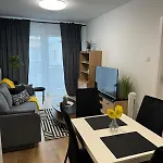 Apartament Grey 2 Pokojowy Z Balkonem W Warszawie Apartment *