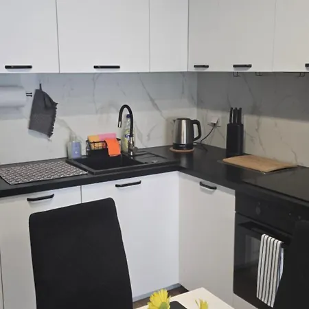 Grey 2 Pokojowy Z Balkonem W Warszawie Z Parkingiem Podziemnym Appartement *