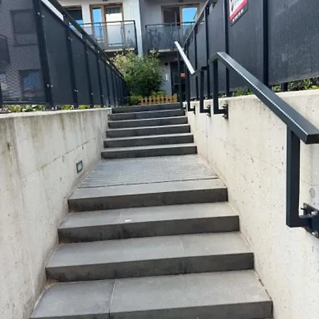 Grey 2 Pokojowy Z Balkonem W Warszawie Z Parkingiem Podziemnym * Warschau