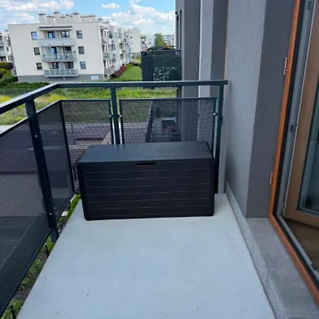 Grey 2 Pokojowy Z Balkonem W Warszawie Z Parkingiem Podziemnym Warschau